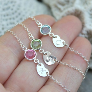 Collar para niño, collar para niña, collar personalizado de plata esterlina, etiqueta de corazón con inicial estampada personalizada y piedra de nacimiento Swarovski