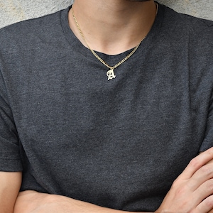 Collar inicial para hombres, acero inoxidable chapado en oro de 18k, impermeable, carta personalizada, joyas para hombres, unisex, regalo para él, novio