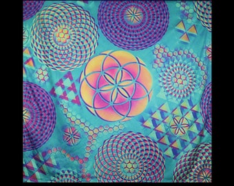 Bandana UV Reactive Blue and GLOW in the DARK inner corner w/ Free Black Light Free Shipping