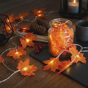 Maple Leaf String Lights – Autumn Fairy Garland, Thanksgiving Halloween Lighting (USB/Battery)