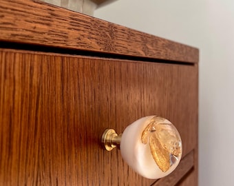 Dresser Knobs with Dried Hydrangea Flowers in Resin