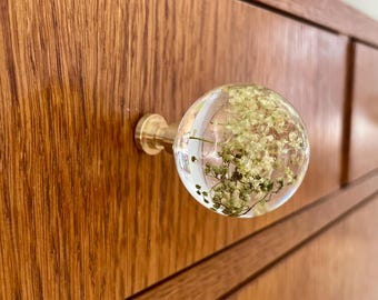 Drawer Pulls with Real Elderflower in Clear Resin