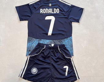 Ronaldo #7 Al Nassr Kids Soccer Kit, CR7 Football Jersey & Shorts Set, Youth Fan Gift