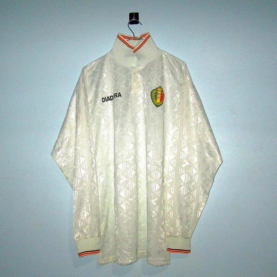 Diadora, Belgium 1992 1993 1994 Away Diadora Jersey Maillot Belgique | Vintage 90s Football Shirt Soccer Kit Red Devils World Cup SIZE XL