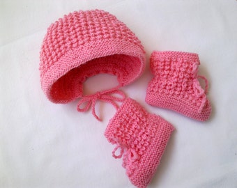 Knit baby set hat bonnet and booties pink newborn baby girl 0-3 months