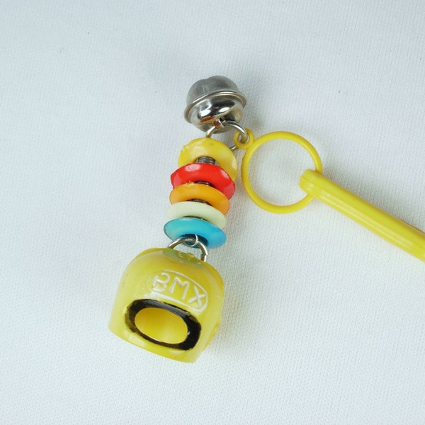 Plastique Bell Charm True vintage BMC Moto Vélo Casque Multicolore Rétro Kitsch 80s Mode Nostalgique