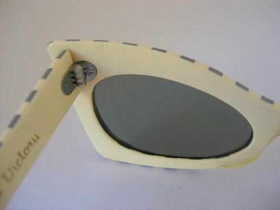 Victory Optical Suntimer Oversized Dramatic Cat E… - image 5