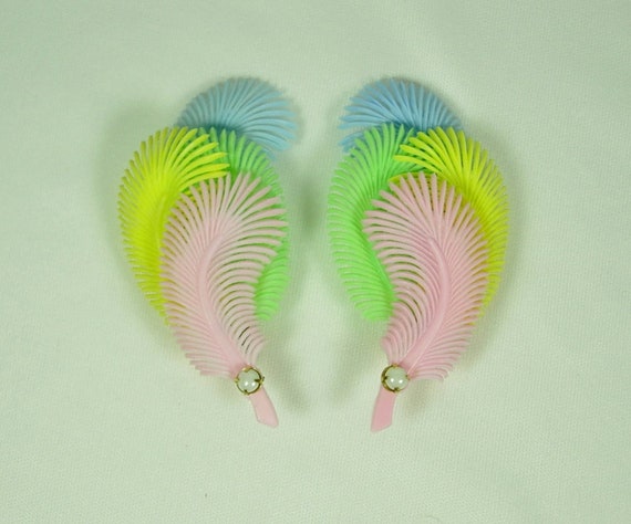 Featherweight New Old Stock Climber Earrings Vint… - image 4