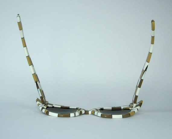 Art Craft Dramatic Cat Eye Holiday Model Vintage … - image 9