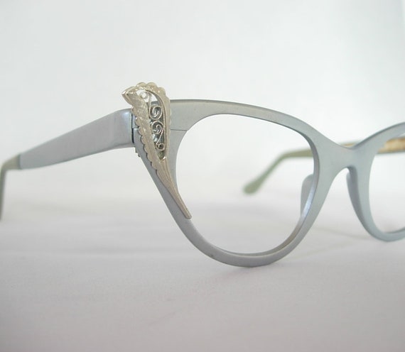 Tura Cat Eye NOS Vintage Eyeglass Frames Matte Fi… - image 1