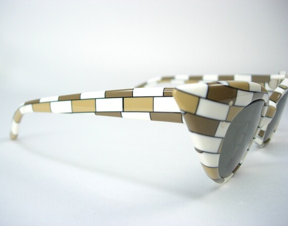 Art Craft Dramatic Cat Eye Holiday Model Vintage … - image 3