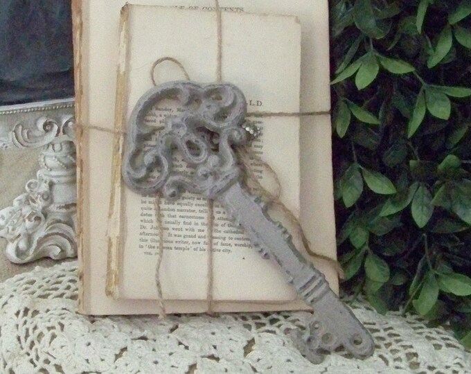 Distressed Cast Iron Key Wall Decor Keys Cast Iron Shabby Etsy