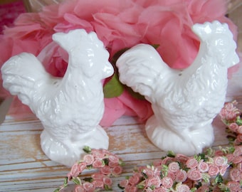 Pair of Vintage Rooster Shakers