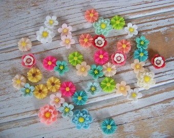 Mixed Set of Flower Cabochons