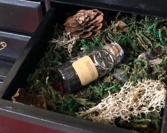 Frasco de protección con cristal de ojo de tigre: Ritual de brujería