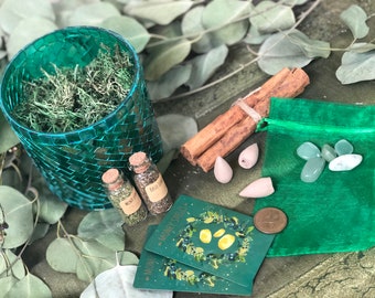 Money spell mini altar set / witch spells / ritual spells / magic / candles and incense /