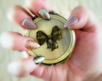 Espejo compacto de latón: estilo steampunk con lazo de metal