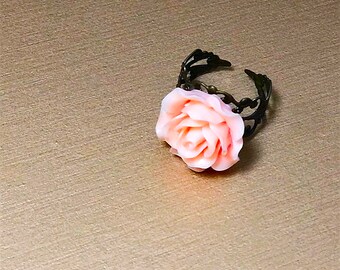 Peaches and Cream antique adjustable flower ring by PuffyCheeks
