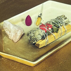 I’ve got a smudge for that gift set, sage set, shrine tools, home cleansing,