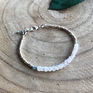 White Moonstone Blue Apatite Bracelet, Minimalist Karen Hill Tribe Silver Bracelet, Sundance Style Beaded Bracelet, Gift, B46