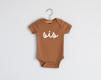 Sis Script Organic Baby Bodysuit • Modern Neutral Sis Baby Outfit • Unique Hand-Printed Bodysuit in Camel Brown & White Ink for Sisters