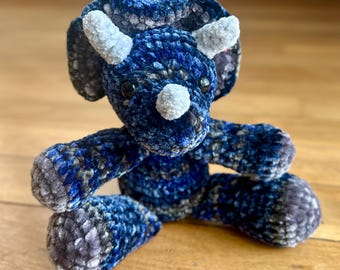 Crocheted Plush Triceratops Toy: Velvet Amigurumi Dinosaur