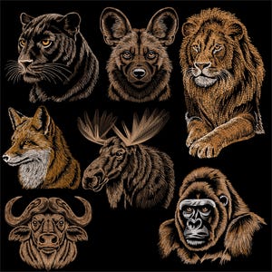 Op de afbeelding: Een verzameling gedetailleerde dierenportretten in een bruine en beige etsstijl tegen een zwarte achtergrond. De set bevat een panter, een Afrikaanse wilde hond, een leeuw, een vos, een eland, een buffel en een gorilla, allemaal frontaal.