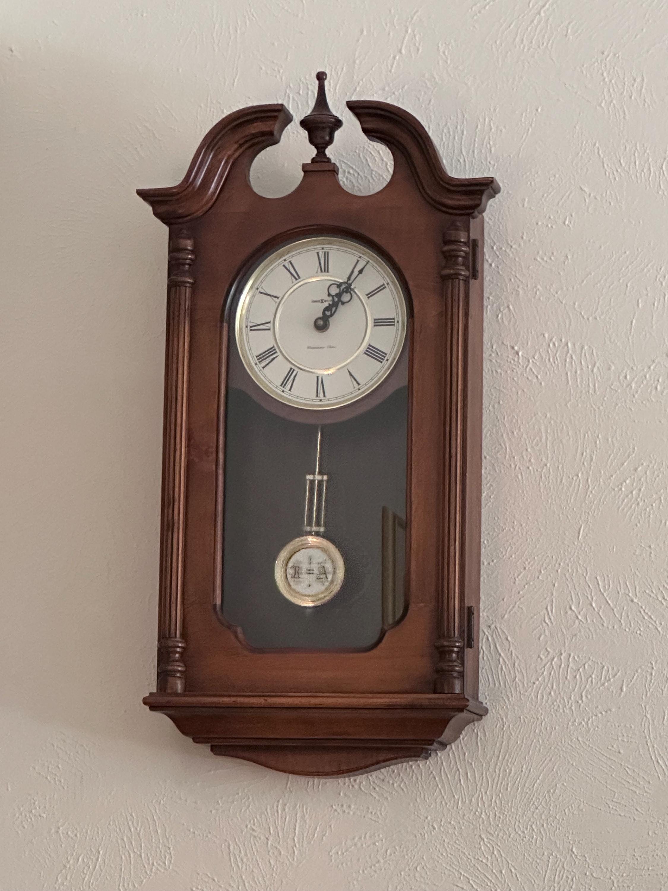 Vintage Howard Miller Clock - Etsy