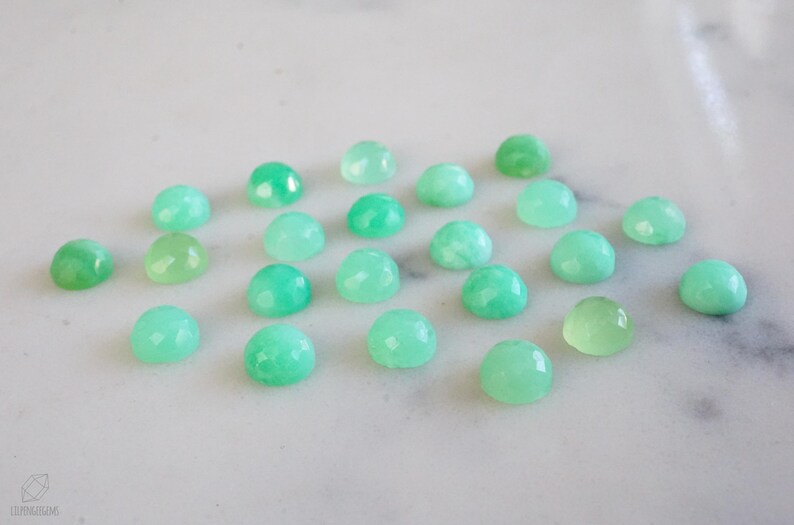 6mm vert chrysoprase rose cabochon à facettes. cabines aqua vert menthe de mousse de mer image 3