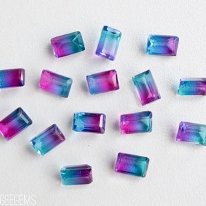 Quartzo duplo azul-petróleo e magenta de 4 x 6 mm. Pedras preciosas em formato de OCTAGON bicolor. Pedras preciosas facetadas em corte esmeralda. Pedras preciosas de quartzo rosa e azul.
