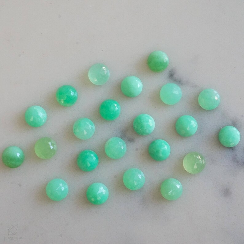 6mm vert chrysoprase rose cabochon à facettes. cabines aqua vert menthe de mousse de mer image 4