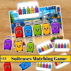 Può includere: Un gioco di abbinamento con valigie a cartoni animati con facce in rosso, blu, verde, giallo e viola. Il set include una grande carta con scena aeroportuale e carte più piccole che mostrano varie sequenze di questi bagagli colorati e sorridenti.