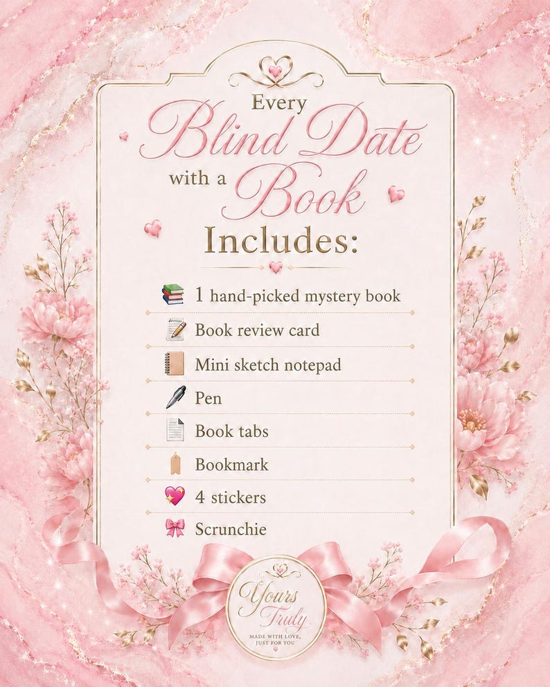 Puede incluir: Un gr&aacute;fico informativo en tonos rosas titulado Every Blind Date with a Book Includes: que enumera un libro misterioso, una tarjeta de rese&ntilde;a, un mini bloc de notas, un bol&iacute;grafo, pesta&ntilde;as, un marcap&aacute;ginas, cuatro pegatinas y un coletero.