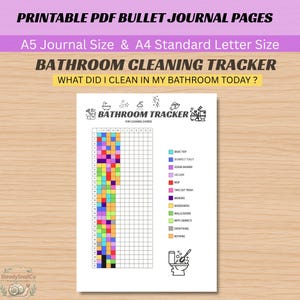 Op de afbeelding: Een printbare PDF-badkamerreinigingstracker met een raster voor dagelijkse taken, een kleurgecodeerde legenda voor klusjes en iconen van schoonmaakartikelen. De tekst luidt Bathroom Tracker.