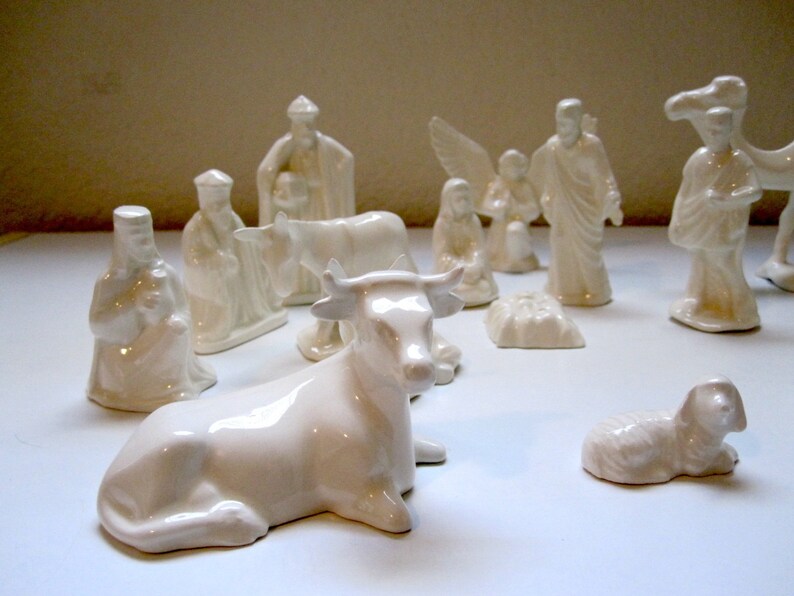 Vintage Nativity Set 17 Pieces White Ceramic Handmade Etsy