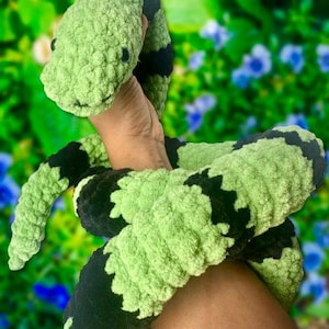 Handmade Chenille Python Plush Toy: Ultra Soft, Lifelike Forest Green Snake (59in)