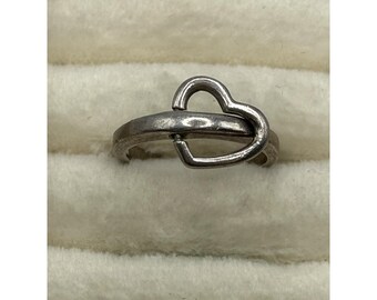 Chunky Sterling Silver Moving Heart Ring Size 5.5 Contemporary Romantic Love Cottagecore