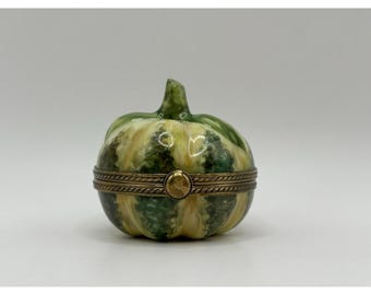 Limoges France Pumpkin Squash Trinket Box Peint Main Hinged Porcelain Green Gift