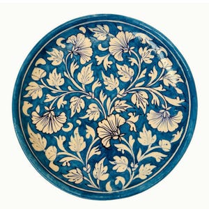Plato de cerámica azul hecho a mano / Plato de pared de cerámica con diseño floral / Arte tradicional de Jaipur