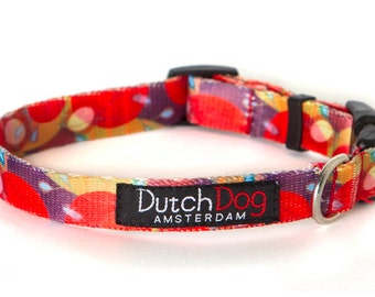 Ruby Harvest - Dog collar from recycled webbing  - Size S (10-15"), 5/8" wide