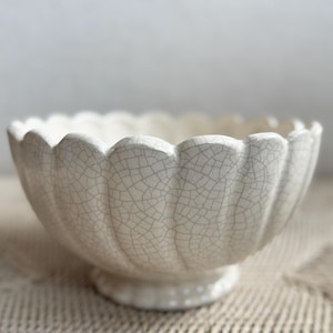 Vintage Crackle Bowl or planter Bisuqe Crackle Pottery Shelfie accessory for coffee table planter Scalloped Flower Shape Chrysanthemum bowl