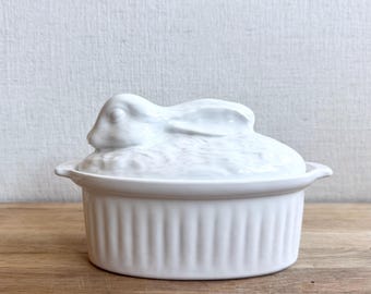 Vintage Rabbit Bunny Lidded Dish Cassarole Dish  Italy Pier 1  White Serving Dish rabbit hare kitchen decor rabbit collector shelfie home