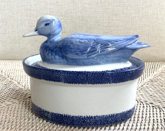 Vintage Duck Casserole Dish Lidded Blue and White Serving Dish Duck Patte