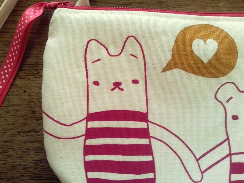 Girls shoulder bag Kitty luvs Bear fuchsia and gold screen printed and handmade image 2