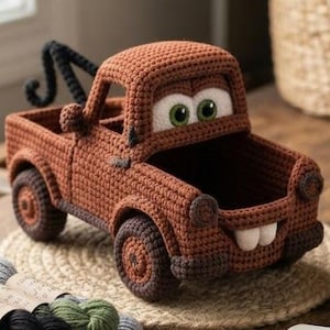 Virkad bärgningsbil, Amigurumi Mater-mönster, Mcqueens vän, Nybörjare till medel - vänlig leksakshandledning