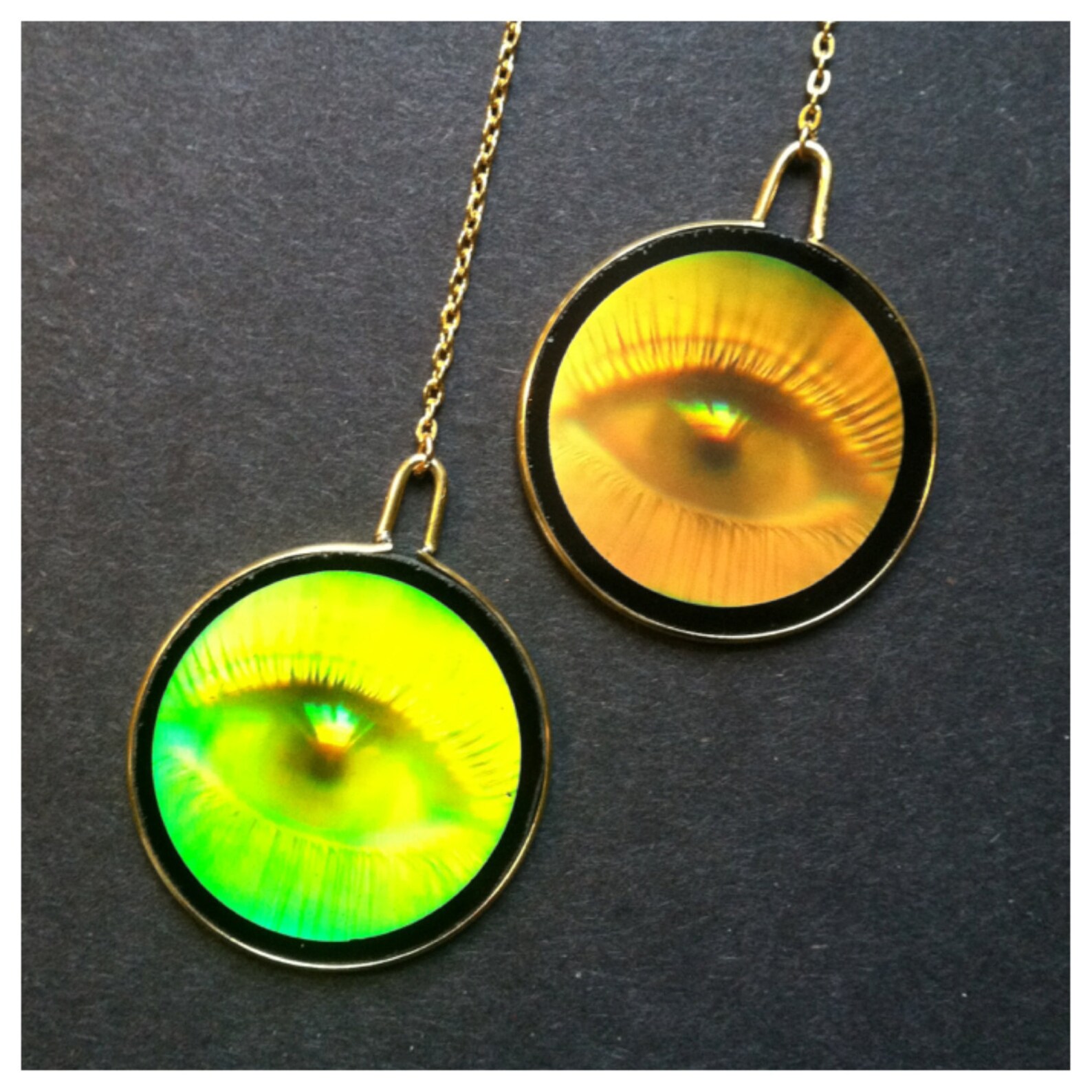 90s AllSeeingEye hologram necklace / rosary gold chain Etsy