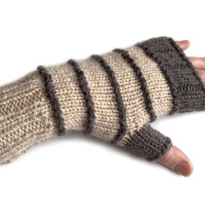Knitted fingerless mittens/ stylish fingerless gloves/ wrist warmers/ beige wrist warmers