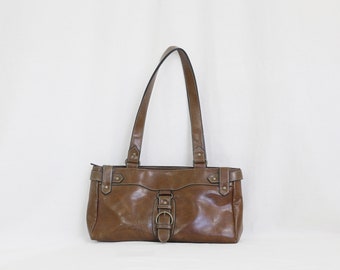 brown leather shoulder boxy bag with buckle detail