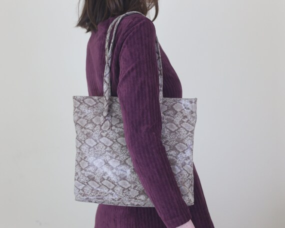 square python shoulder bag, snake skin pattern to… - image 2