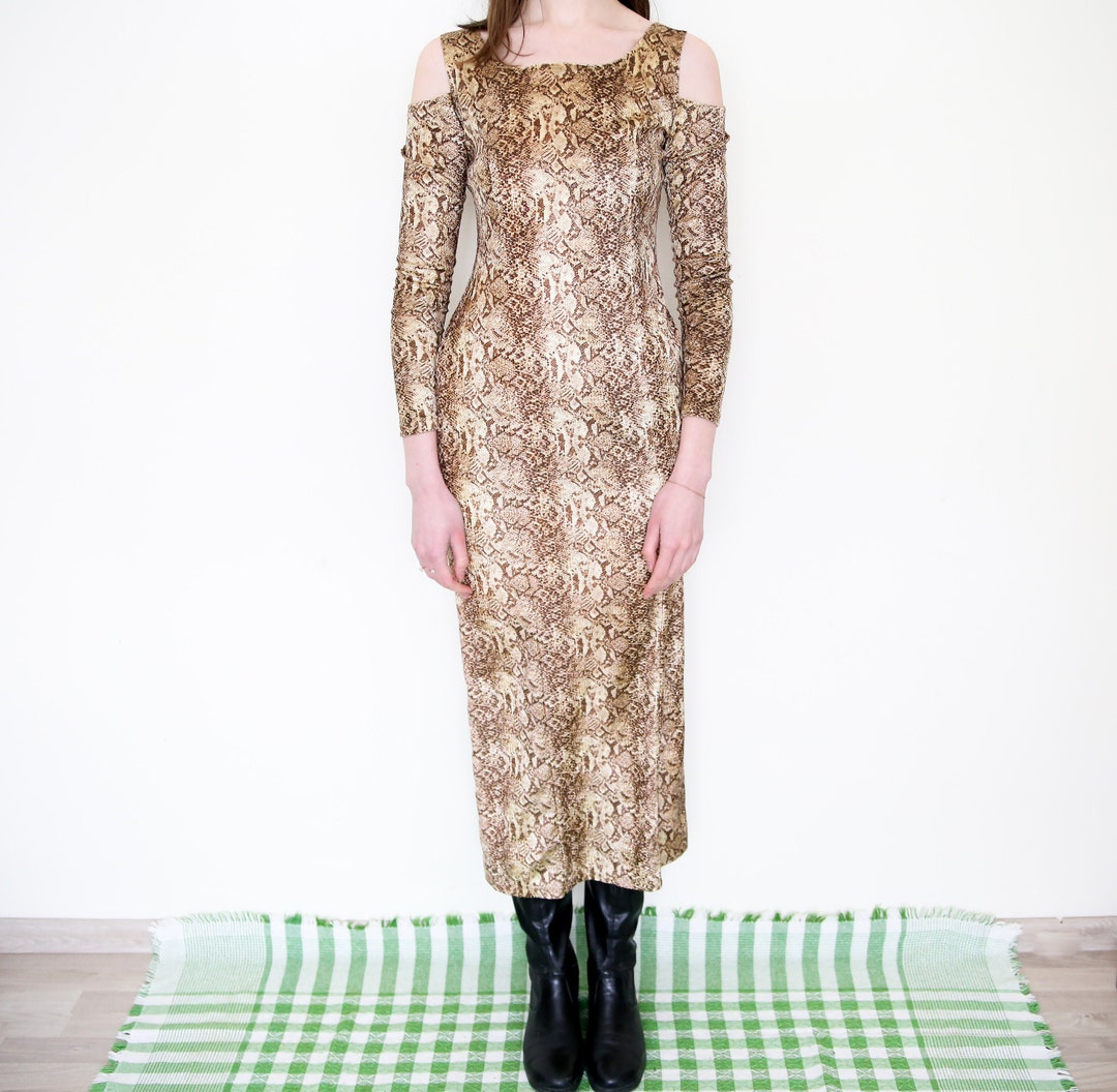 Peau de serpent des années 90, python, robe longue reptile, épaule